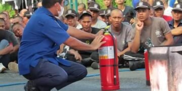 Sebanyak 30 Satpam Dilatih Cara Padamkan Api via APAR