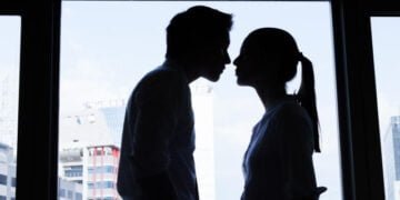 Satpam Pabrik Pergoki Pasangan Sejoli Selingkuh di Kamar Mandi