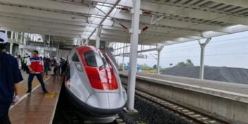 Ngeri! Ternyata Petugas Keamanan Otak Pencurian Baut dan Kabel Kereta Cepat