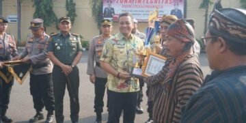 Kapolres Pekalongan Kota Sebut Satkamling Garda Terdepan Keamanan Lingkungan