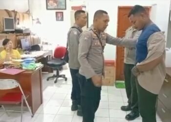 seragam satpam dicopot