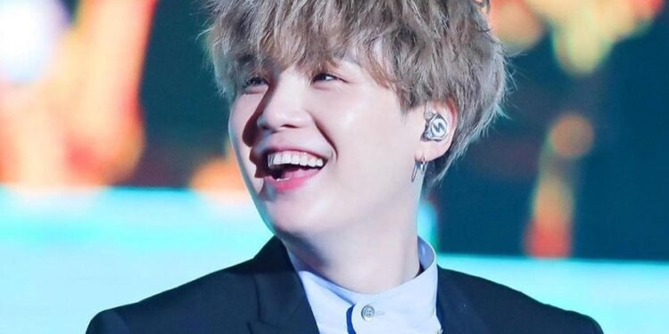 Sukses di Konser Solo Perdananya, Suga BTS Apresiasi Satpam