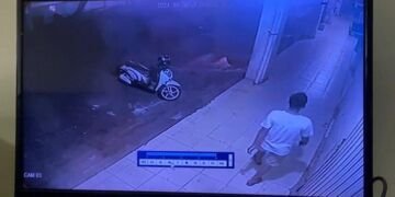4 Tahun Bekerja, Dua Satpam Ditangkap Polisi Karena Curi Rokok di Pasar Batang