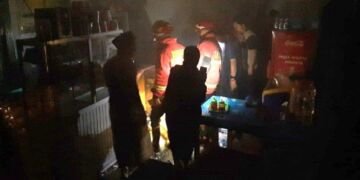 Satpam dan PMK Kompak Padamkan Kebakaran Kantin UIN Sayyid Ali Rahmatullah Tulungagung