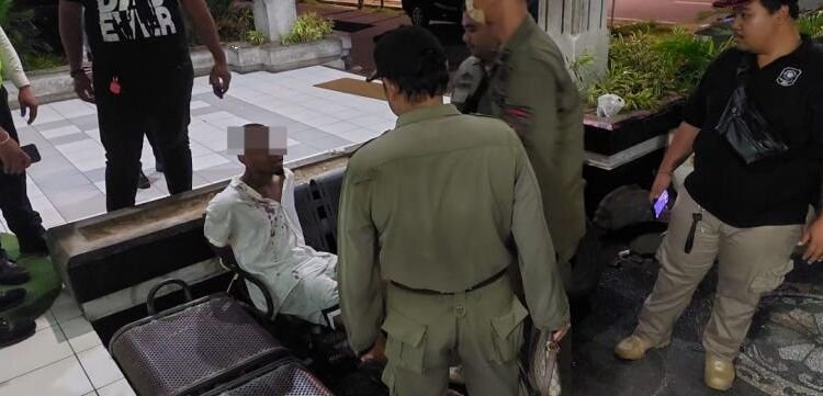 Petugas Keamanan Bandara Tangkap WNI Amerika yang Buat Keributan