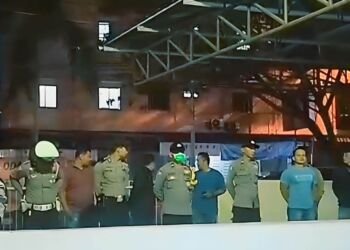 Imbas Tawuran, Polisi Perketat Keamanan Dekat Gerbang Universitas Andalas