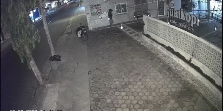 Satpam Gagalkan Maling Bobol Kafe di Kediri, Ternyata karena Kepanasan