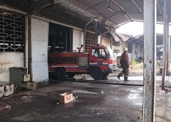 Gara-gara Satpam Bakar Sampah, Pabrik Tidak Beroperasi Terbakar