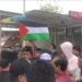 Satpam Dinonaktifkan Usai Ributkan Kurir yang Pasang Bendera Palestina di Kendaraannya