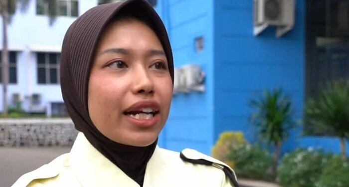 Buana, Mantan Guru Bahasa Inggris yang Jadi Satpam