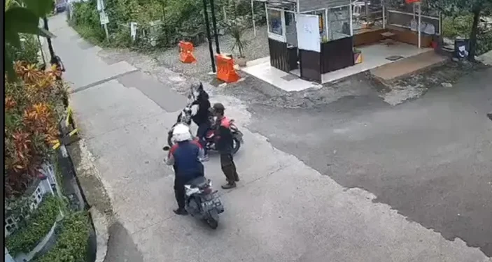 Gagalkan Curnamor, Dua Satpam Dapat Penghargaan dari Kapolrestabes Bandung