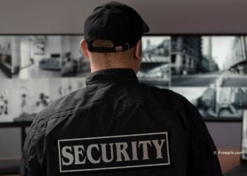 Mengapa Satpam Perlu Lembur Kerja? Ini Manfaatnya untuk Satpam