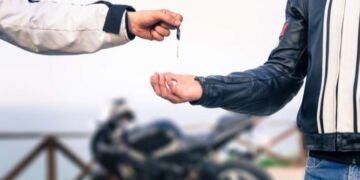 Satpam Mau Jual Beli Motor COD? Begini Tips yang Aman Transaksinya