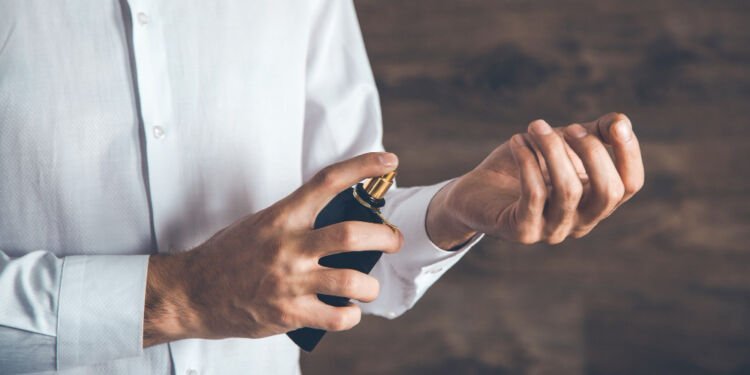 Inilah 6 Tips Menggunakan Parfum di Lingkungan Kerja bagi Satpam