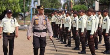 satpam terik matahari