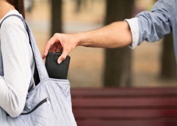 Dua Copet Wanita Lintas Provinsi Ditangkap Satpam Pasar Kota Bukitinggi