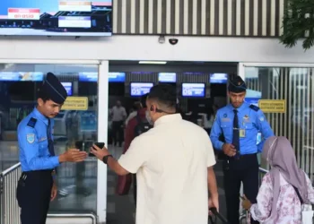 Begini Mekanisme Pemeriksaan Barang Bawaan Penumpang di Bandara Soetta