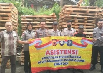 Polsek Cisaga Ciamis Asistensi Penertiban Atribut Satpam