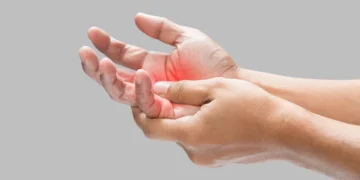 Tukang Parkir Liar Gigit Jari Satpam hingga Putus. Begini Kronologinya