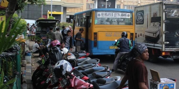 Pemprov DKI akan Fasilitasi Jukir Liar Pelatihan jadi Satpam hingga Tukang Las