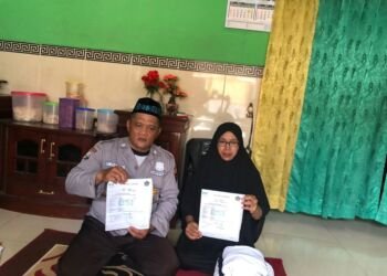 Kegigihan Suami Istri, Satpam dan Penjual Nasi di Mojokerto Naik Haji 2024