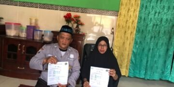 Kegigihan Suami Istri, Satpam dan Penjual Nasi di Mojokerto Naik Haji 2024