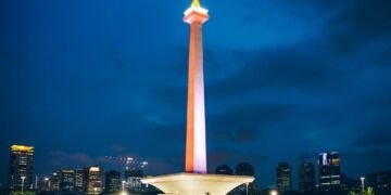 monas