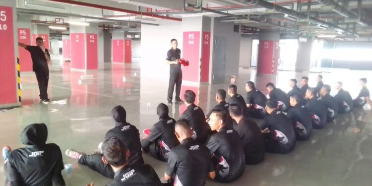 JGIP Berikan Pembinaan Keterampilan dan Penyegaran Anggota Satpam