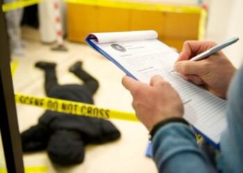 Cium Bau Tak Sedap, Satpam Temukan Mayat Terlentang di Kamar