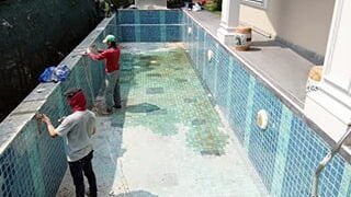 Tips Sebelum Menghadirkan Kolam Renang Segar yang Aman di Taman Rumah