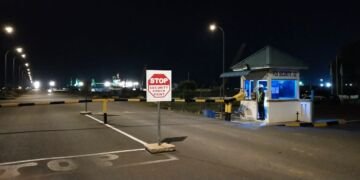 Tips Satpam Tetap Prima Saat Jaga Malam