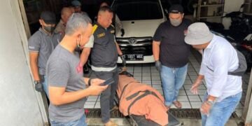 Satpam Jaga Shift Malam, Paginya Ditemukan Tewas Tergeletak