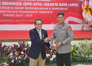 Ketua APSI Azis Said