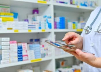 Peran Apoteker dalam Mengedukasi Masyarakat seputar Kesehatan