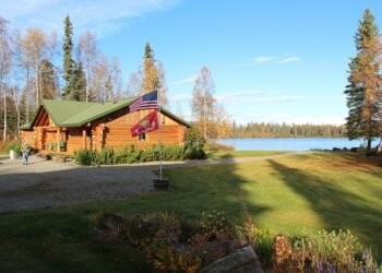Nikmati Pengalaman Liburan di Danau Scotty Alaska