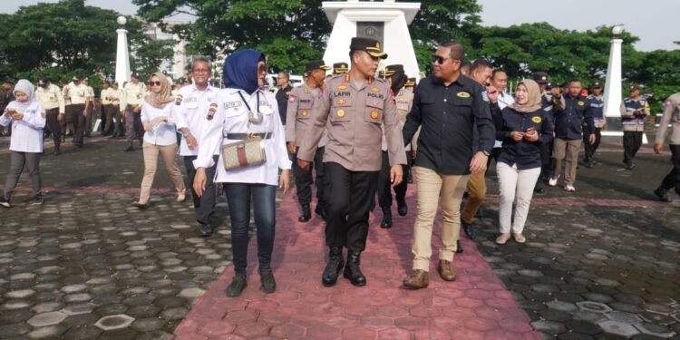 hut satpam tmp giri tunggal