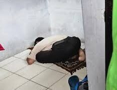 satpam wafat saat sholat