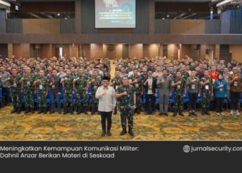 Meningkatkan Kemampuan Komunikasi Militer Dahnil Anzar Berikan Materi di Seskoad