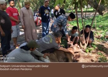 Satpam Universitas Hasanudin Gelar Ibadah Kurban Perdana