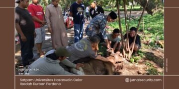 Satpam Universitas Hasanudin Gelar Ibadah Kurban Perdana