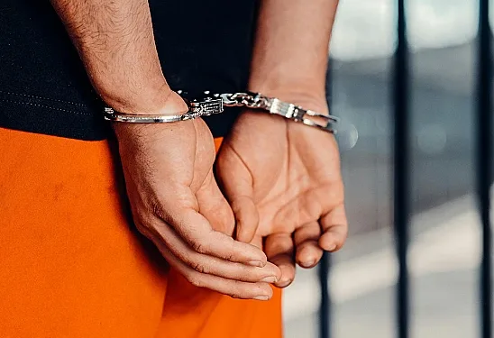 Nyamar ‘Polisi’, Satpam dan Pengangguran Peras Korban. Dalangnya Tukang Sayur