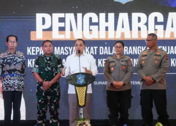 Pemkot Surabaya Beri Penghargaan 37 Warga yang Berani Jaga Keamanan Kota