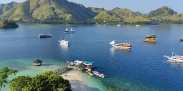 Manggarai Barat: Gerbang Keajaiban Alam dan Budaya di Ujung Flores