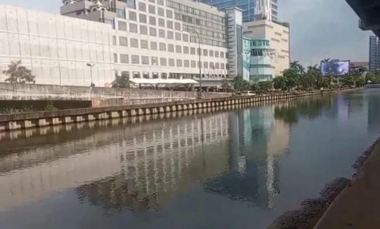 Menjaga Kebersihan Kalimalang Kota Bekasi agar Tetap Lestari