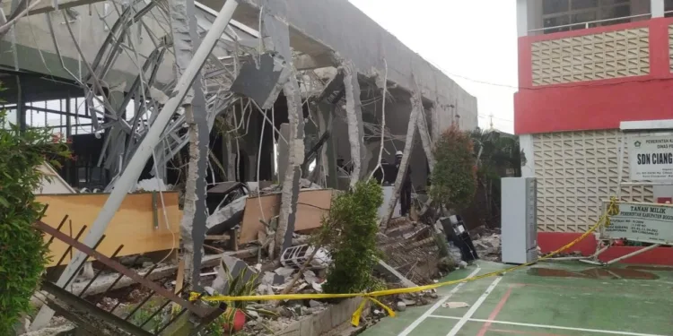 Polisi Periksa Saksi termasuk Satpam atas Ledakan di Lapangan Padel